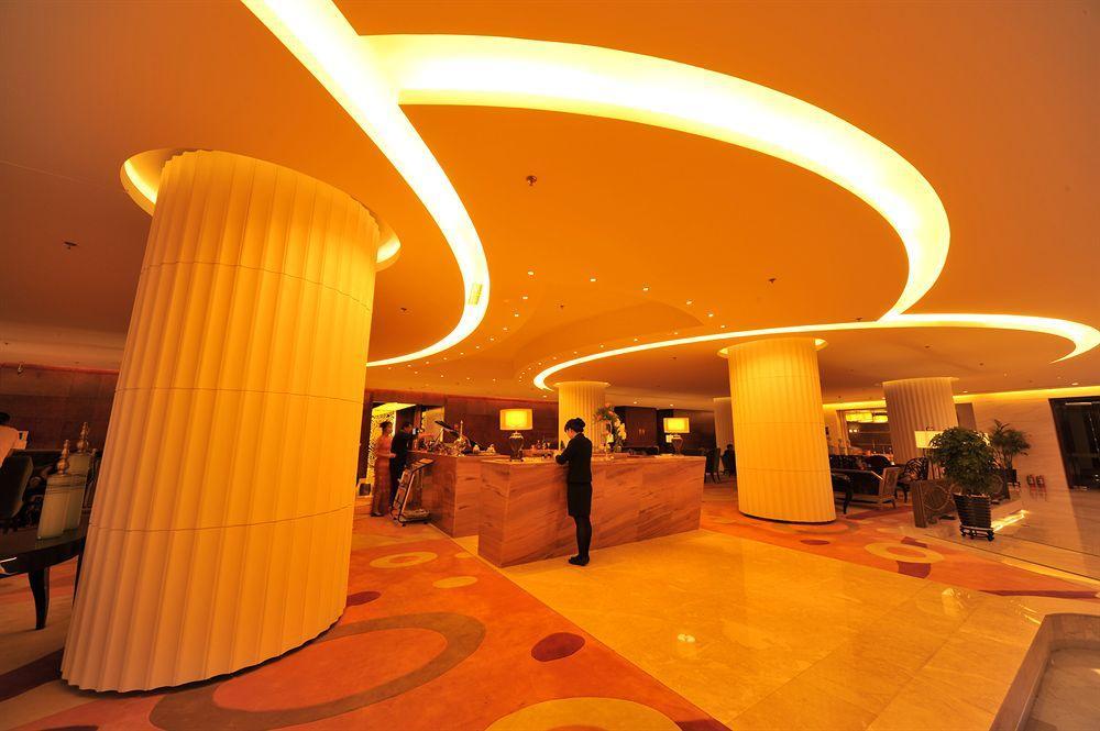 S&N Dalian Hotel Екстериор снимка