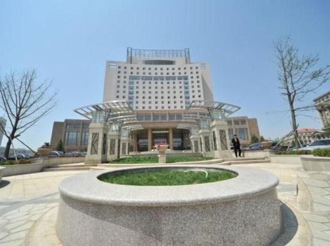 S&N Dalian Hotel Екстериор снимка