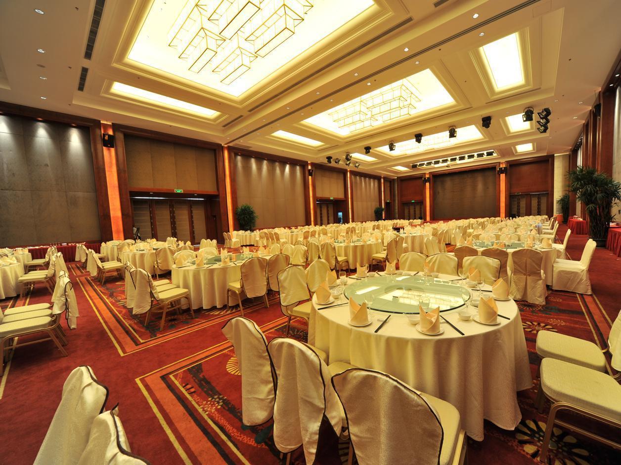 S&N Dalian Hotel Екстериор снимка
