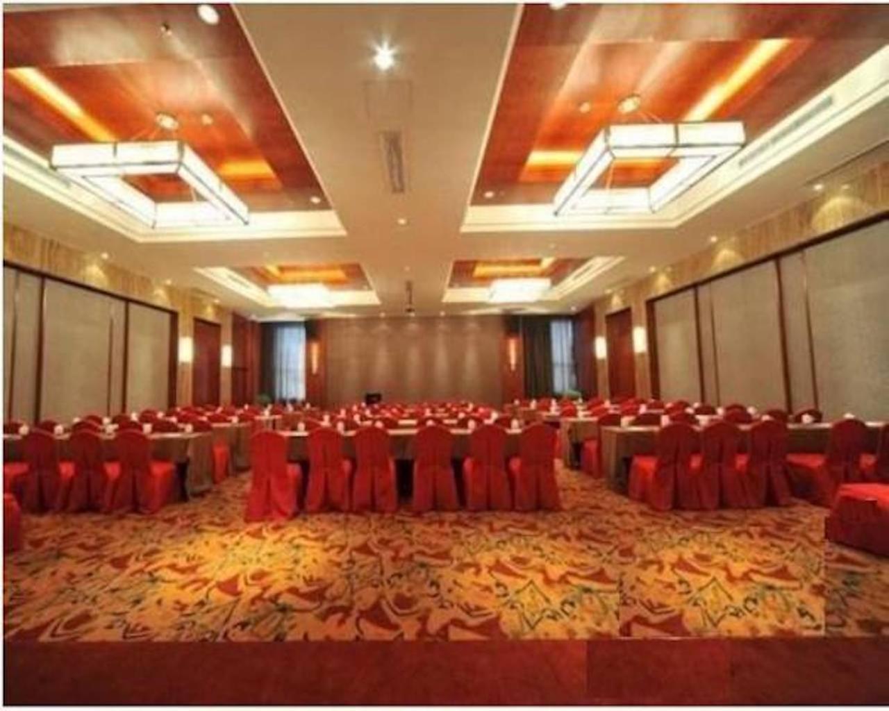 S&N Dalian Hotel Екстериор снимка